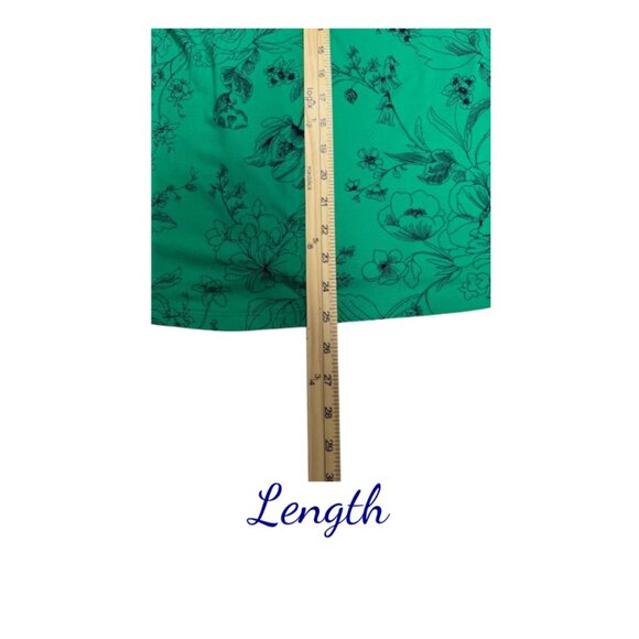 Liz Claiborne Floral Blouse - Women's Size Small - Style Meets Comfort - Picture 3 of 9